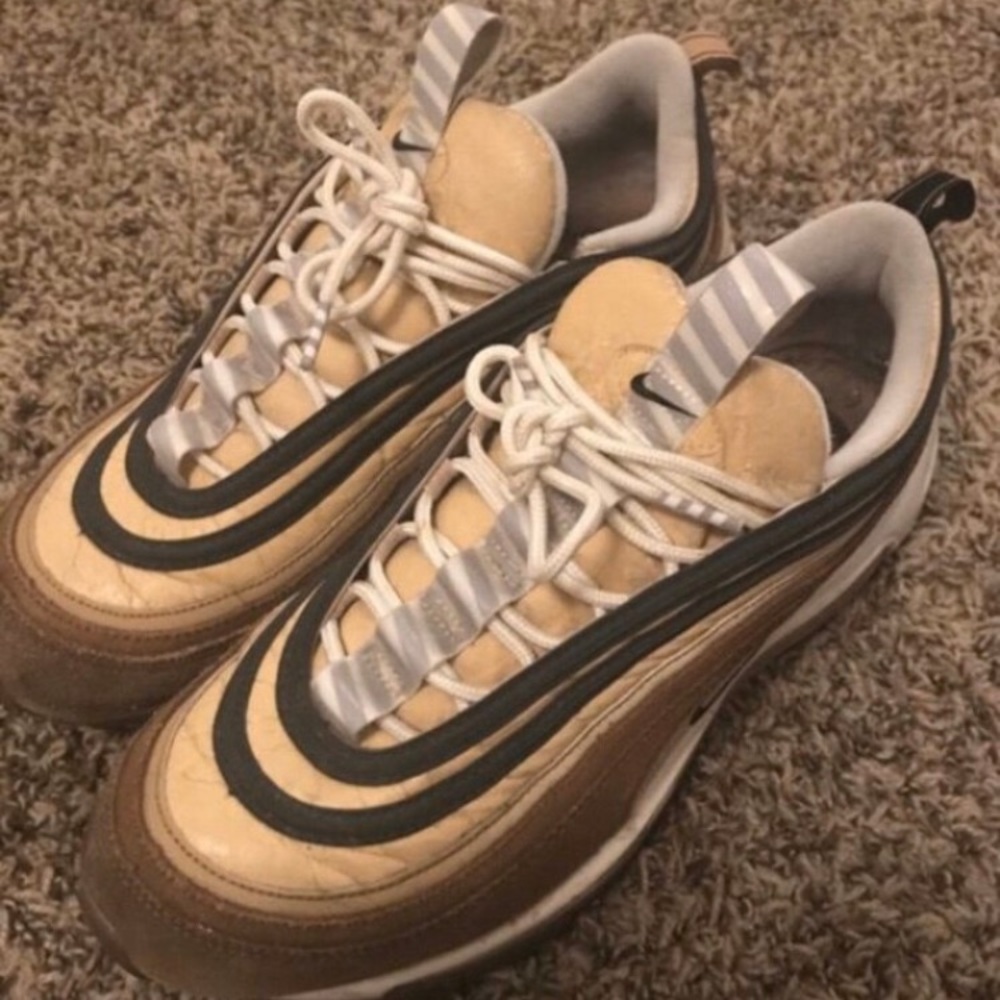 Nike Airmaxs